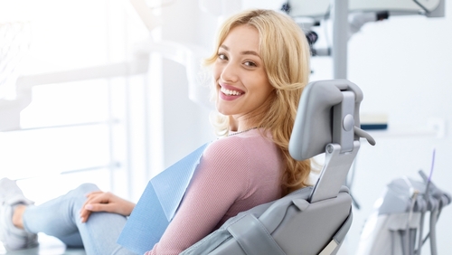 Dentista en Claremont, CA | ¡Reserva hoy mismo una consulta GRATIS!